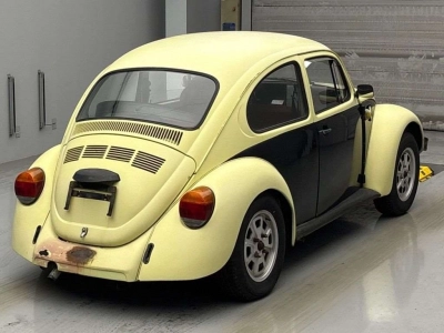 VOLKSWAGEN BEETLE