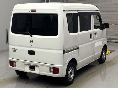 NISSAN NV100 CLIPPER
