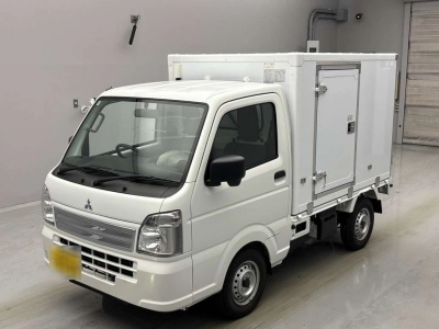 MITSUBISHI MINICAB TRUCK