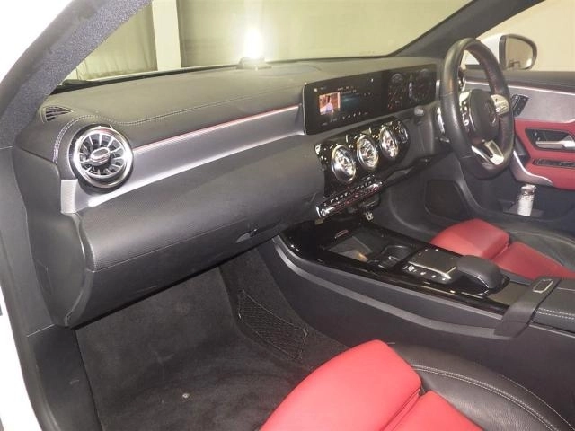 MERCEDES BENZ A CLASS