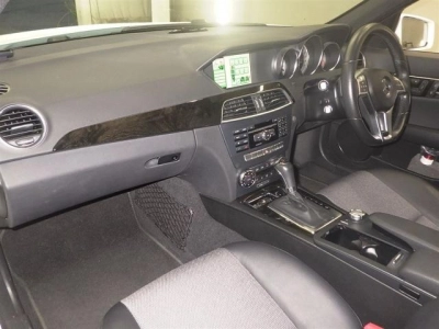 MERCEDES BENZ C CLASS