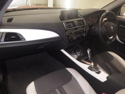 BMW 1 SERIES