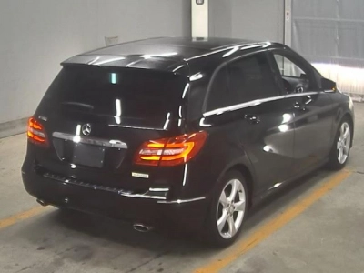 MERCEDES BENZ B CLASS