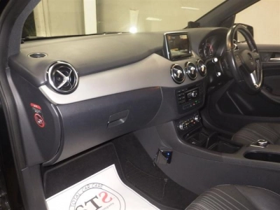 MERCEDES BENZ B CLASS