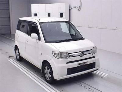 HONDA ZEST