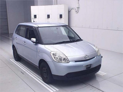 MAZDA VERISA