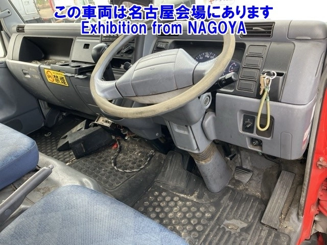 MITSUBISHI CANTER