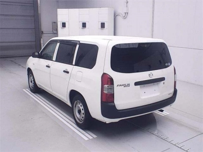 MAZDA FAMILIA