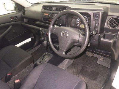 MAZDA FAMILIA