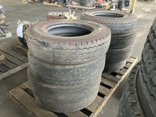 OTHER  TIRE SET