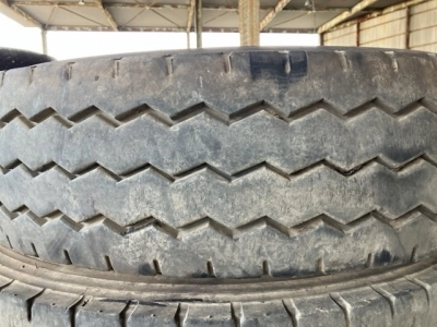 OTHER  TIRE SET 