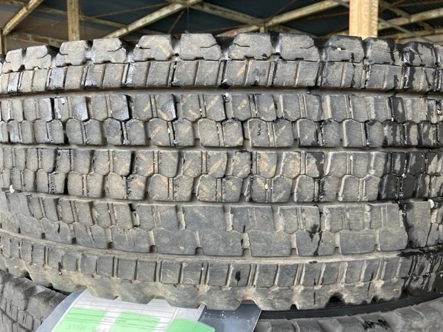 OTHER  TIRE SET