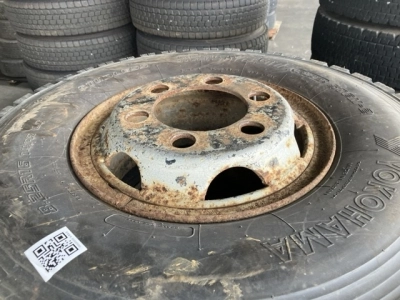 OTHER  TIRE SET 