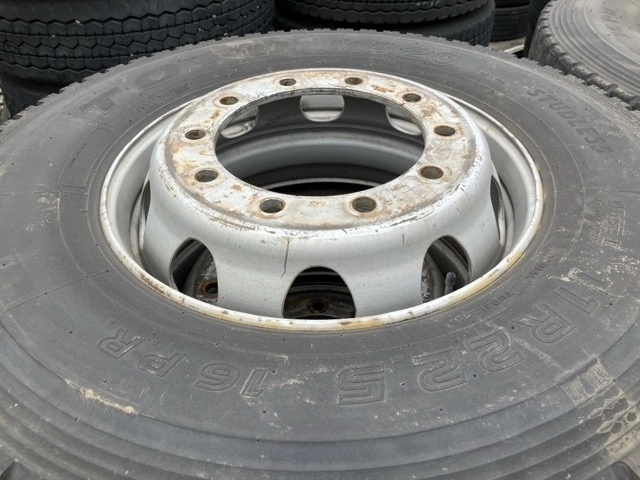 OTHER  TIRE SET