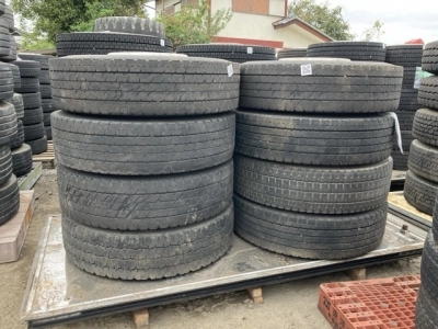 OTHER  TIRE SET 
