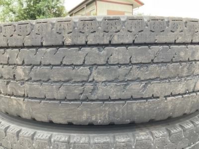 OTHER  TIRE SET 