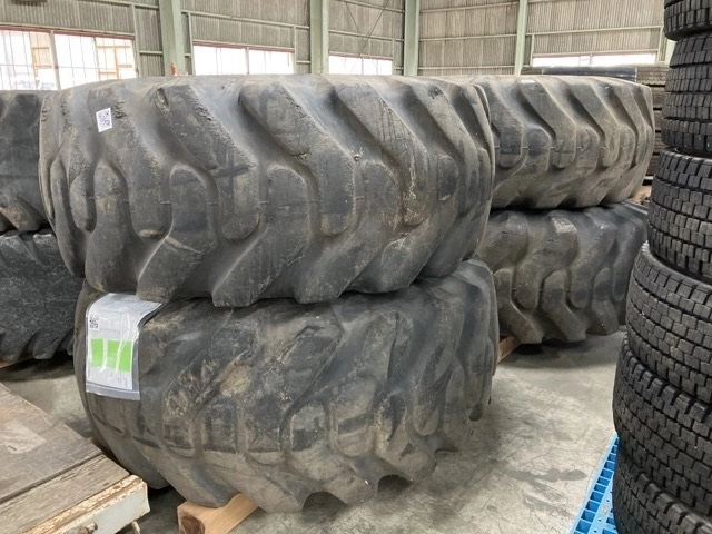 OTHER  TIRE SET
