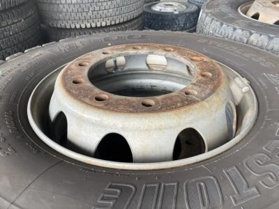 OTHER  TIRE SET 