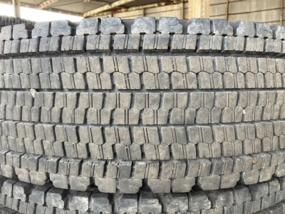 OTHER  TIRE SET 