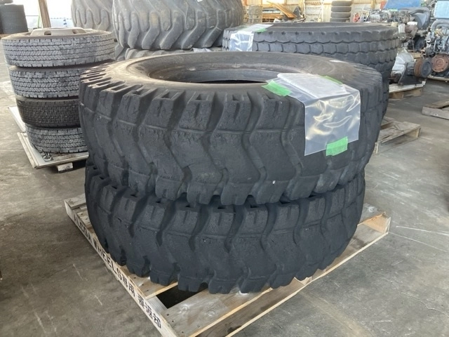 OTHER  TIRE SET