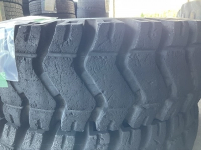OTHER  TIRE SET 