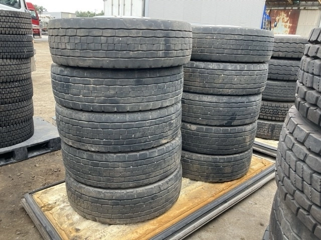 OTHER  TIRE SET