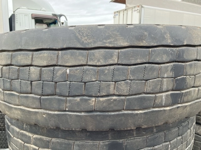 OTHER  TIRE SET