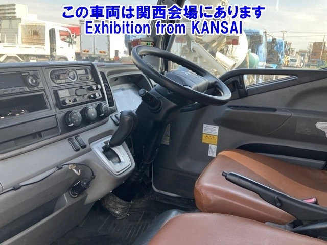 MITSUBISHI CANTER