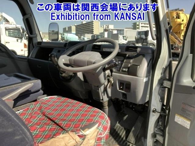 MITSUBISHI CANTER