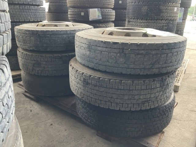 OTHER  TIRE SET