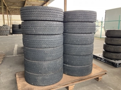 OTHER  TIRE SET 