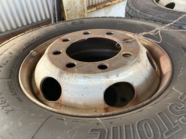 OTHER  TIRE SET