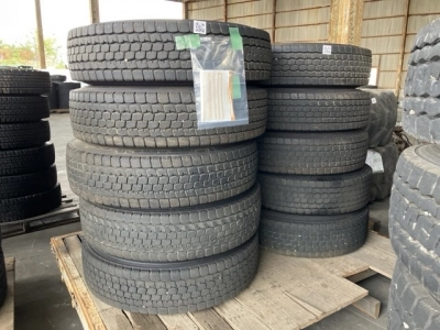OTHER  TIRE SET 