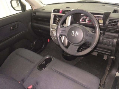 HONDA ZEST