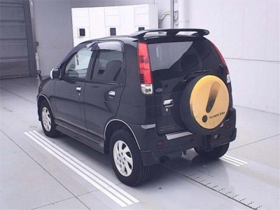 DAIHATSU TERIOS KID