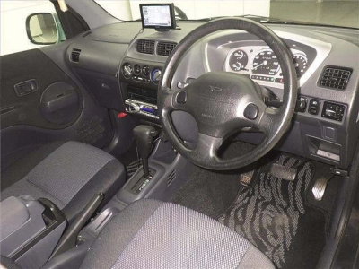 DAIHATSU TERIOS KID