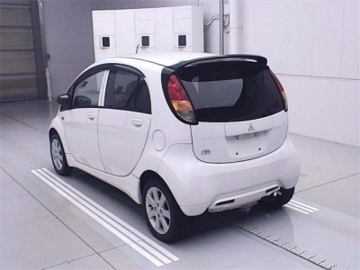 MITSUBISHI I
