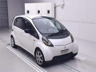 MITSUBISHI I