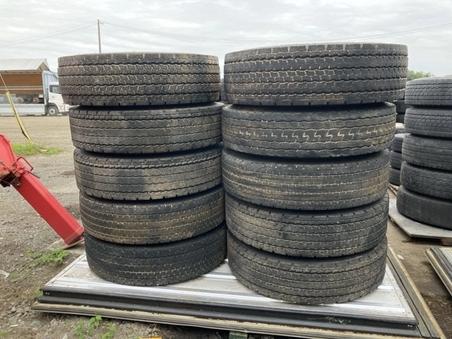 OTHER  TIRE SET