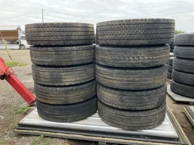 OTHER  TIRE SET 