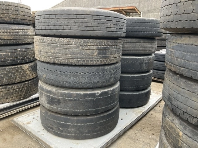 OTHER  TIRE SET