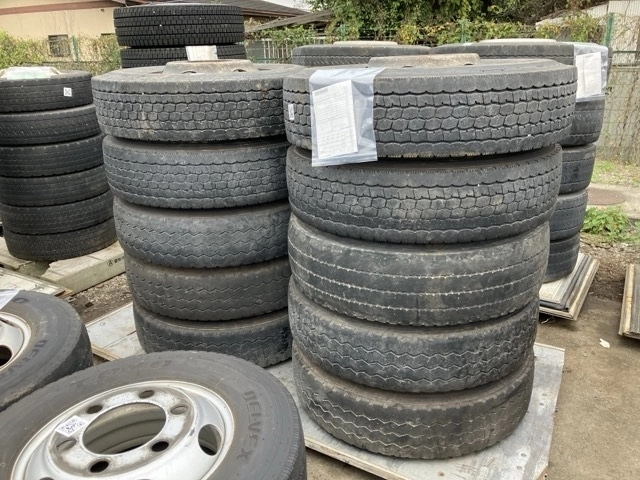 OTHER  TIRE SET
