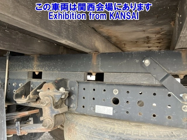 MITSUBISHI CANTER