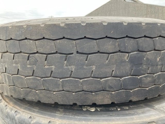 OTHER  TIRE SET