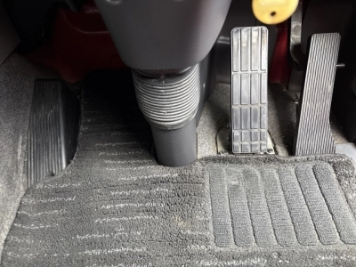 NISSAN UD