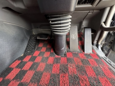 MITSUBISHI FUSO SUPER GREAT