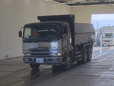 MITSUBISHI FUSO SUPER GREAT