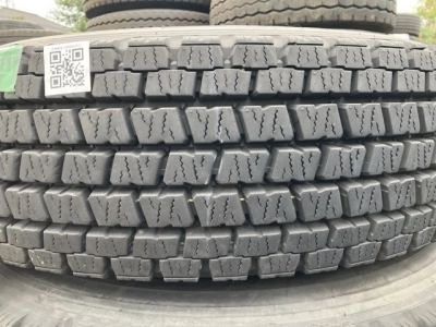 OTHER  TIRE SET 