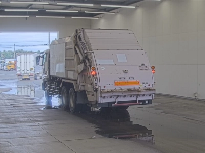MITSUBISHI FUSO SUPER GREAT