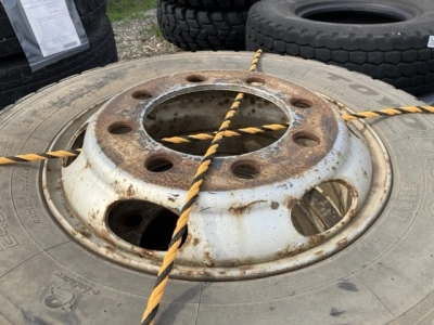 OTHER  TIRE SET 